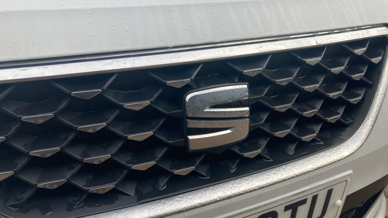 SEAT Arona 1.0 TSI 110 XPERIENCE Lux 5dr DSG Petrol Hatchback